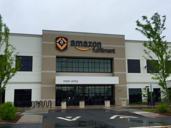 Amazon hiring for seasonal jobs