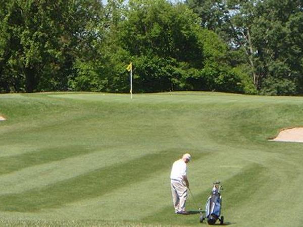 Residents Horrified After Strippers Filmed At Public Golf Course 