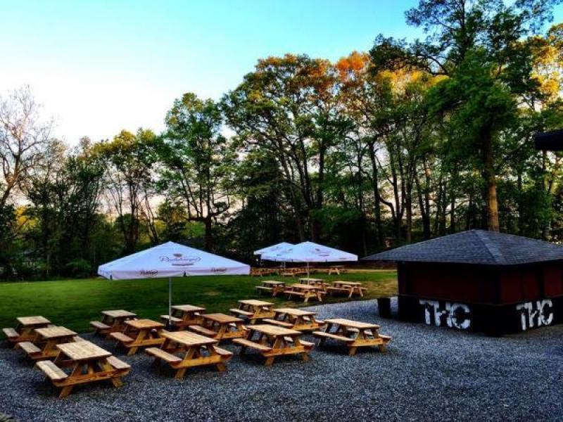 You 'Can't Miss' With These 25 Spots for Casual Outdoor Dining in