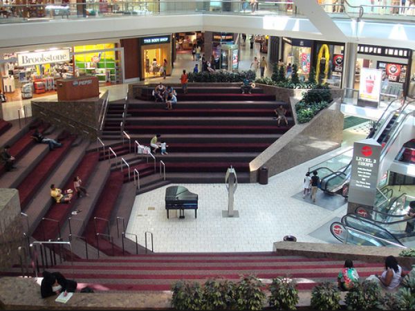 Stamford ct mall Sep 16, · This shopping mall is quite small, located downtown Stamford. Among the best stores and well-known brands: an Apple Store, uniqlo, Pandora, Crate & Barrel, Williams and Sonoma, Geox. Other than that, this place is a bit outdated/5(45).