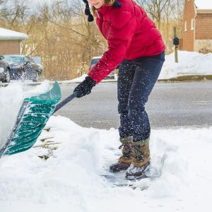  Get the ‘Scoop’ on Shoveling Snow Safely at Silver Cross