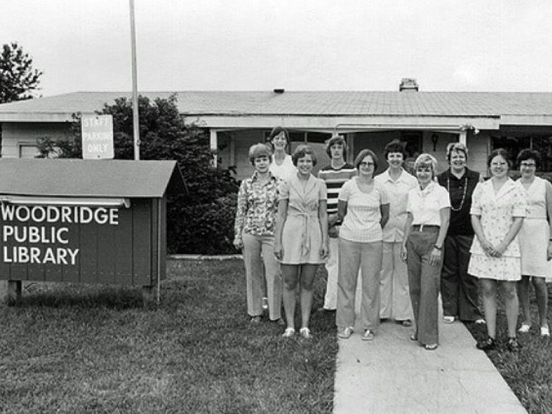 Woodridge Library Kicks Off Its 50th Birthday Year With Free Money and