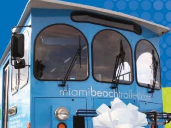 all aboard for free trolley rides in miami beach miami sarasota christmas trolley