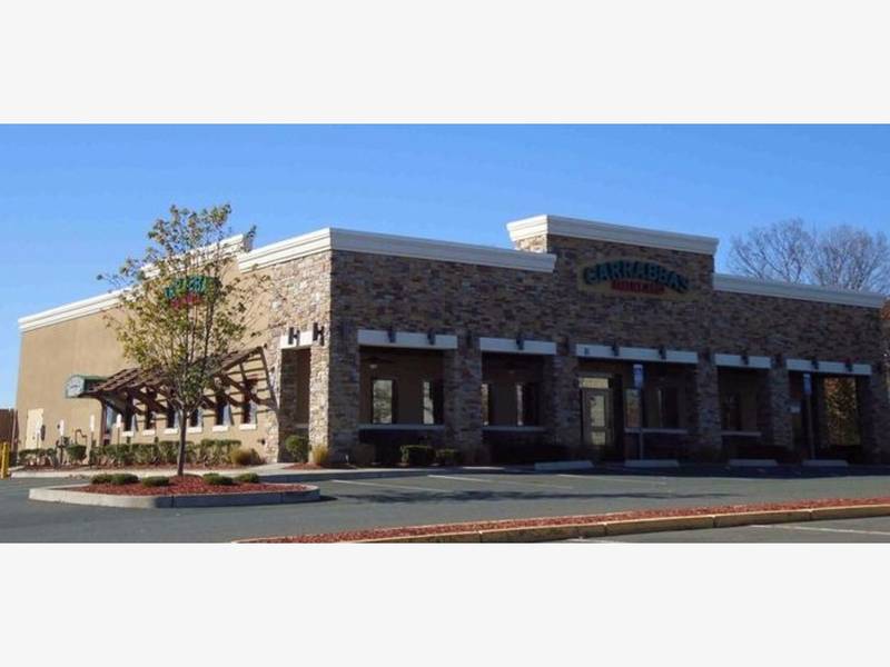 Restaurant Chain to Fill Buckland Hills Vacancy in Manchester