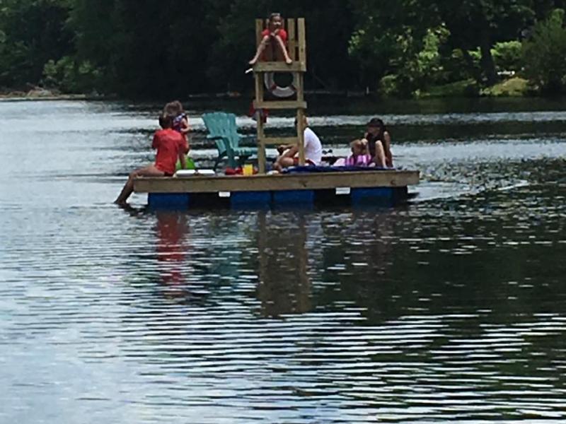 PHOTOS Shaker Pines Lake Boat Parade Enfield, CT Patch