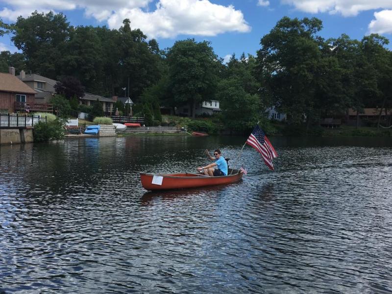 PHOTOS Shaker Pines Lake Boat Parade Enfield, CT Patch