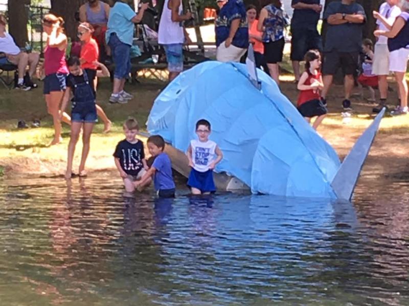 PHOTOS Shaker Pines Lake Boat Parade Enfield, CT Patch