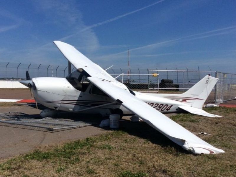 Cessna naked woman picture — pic 13