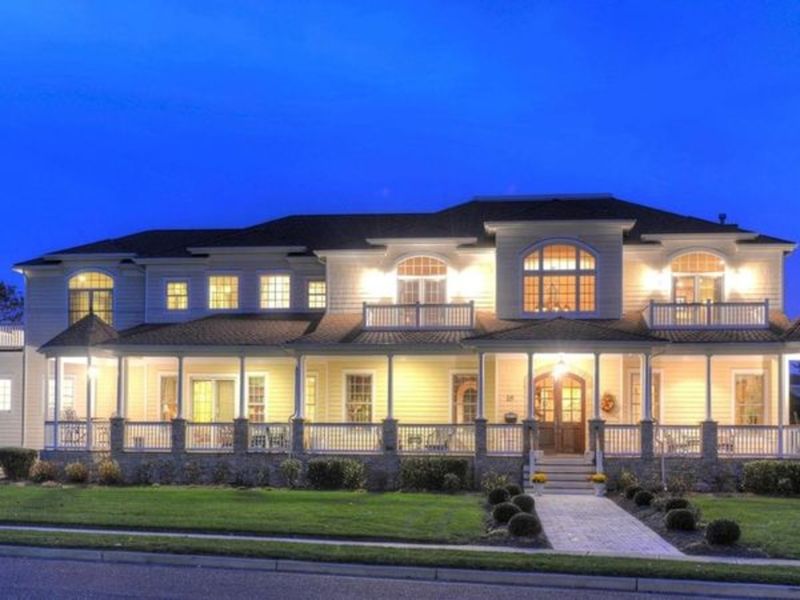 A Home With 77 Windows / 7M Spring Lake Mansion / Lakefront Luxury In