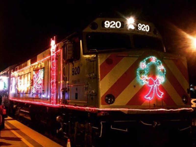 East Palo Alto Ca >> 'Holiday Train' Chugging Into Menlo Park Caltrain Station ... East Palo Alto Ca >> 'Holiday Train' Chugging Into Menlo Park Caltrain Station ...
