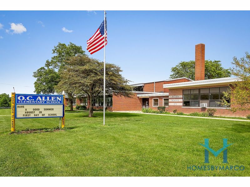 Olney C Allen Elementary School, Aurora, Illinois July 2017 Aurora