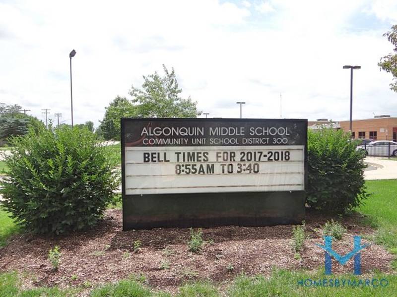 Algonquin Middle School, Algonquin, Illinois September 2017