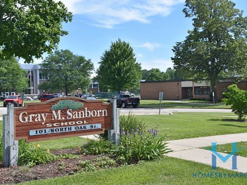 Gray M Sanborn Elementary School, Palatine, Illinois April 2018