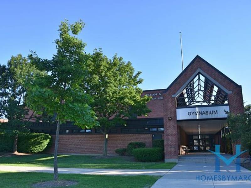 Hadley Junior High School, Glen Ellyn, Illinois September 2018 Glen