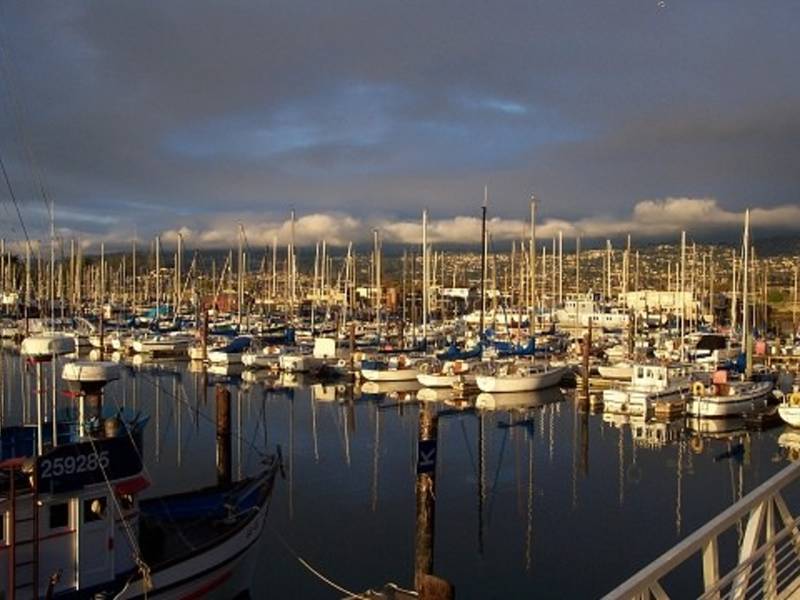 Live Aboard A Boat At The Berkeley Marina Ca Patch Live Aboard A Boat At The Berkeley Marina