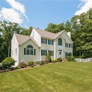 Newtown's Latest Houses for Sale