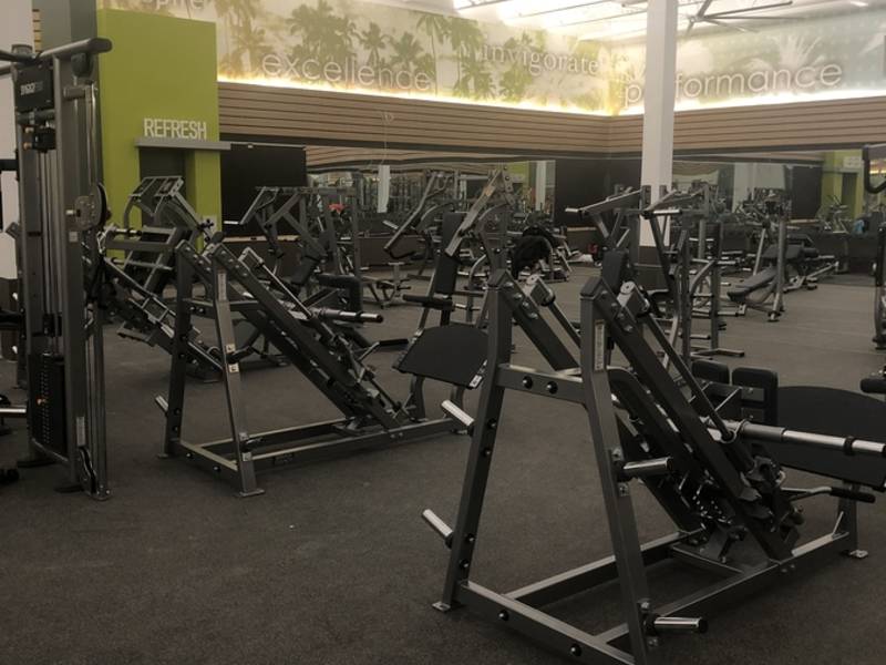 LA Fitness Opening In Brick Plaza Right After Christmas