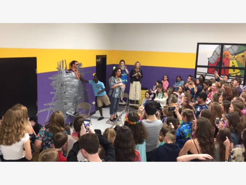 Lundahl Middle School Exceeds 10,000 Fundraising Goal Crystal Lake