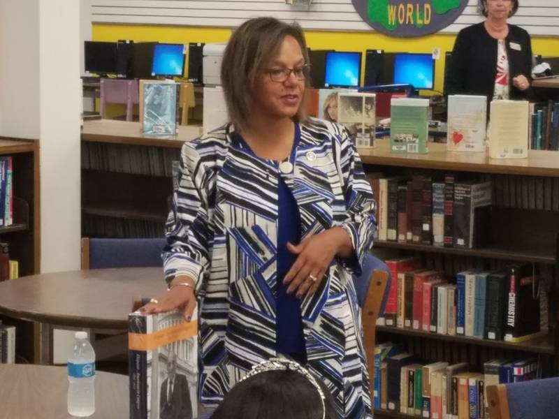 Rep. Kelly Talks With Bloom Trail Students, Donates Books | Chicago Heights, IL Patch