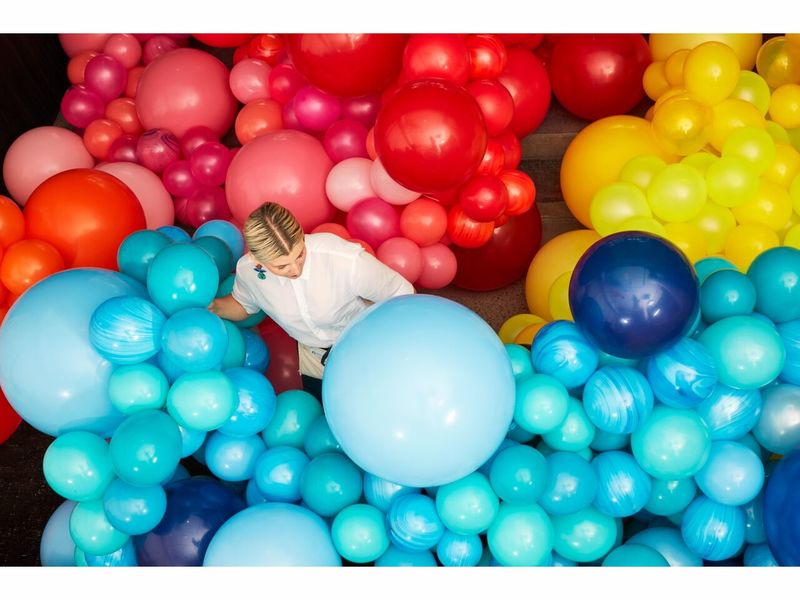 Watch A Rainbow Of 10,000 Balloons Being Blown Up To Celebrate NYC