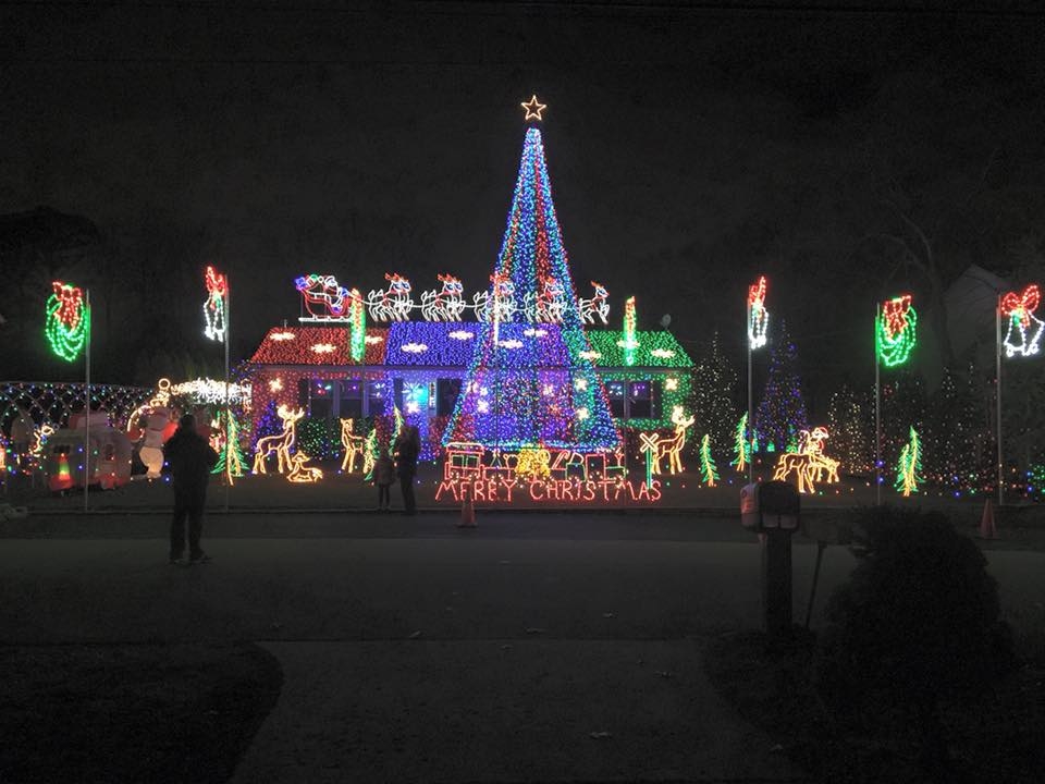 old bridge residents complain about neighbor s christmas old bridge residents complain about neighbor s christmas