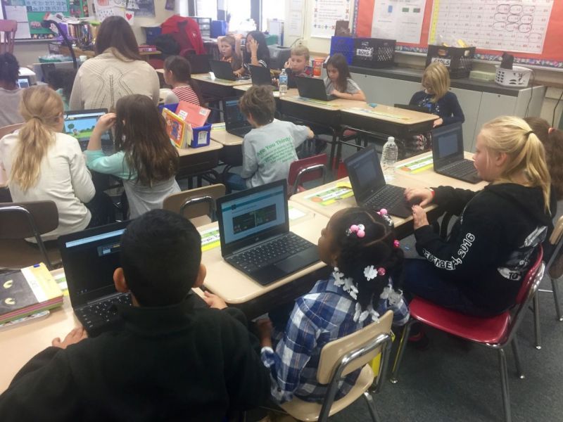 La Grange School District 102 Classrooms Plug Into An Hour Of Code La 