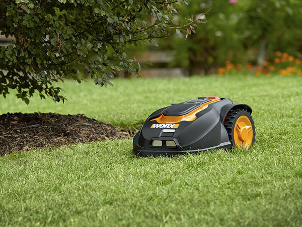 meet the roomba of lawn mowers it s going to make summer meet the roomba of lawn mowers it s going to make summer