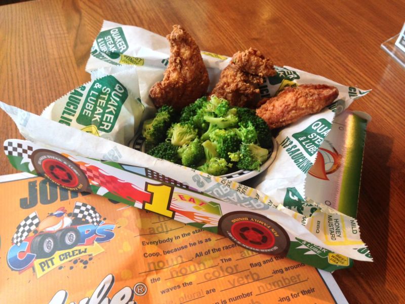 Quaker Steak Lube Offers Spirited Halloween Treat For Families