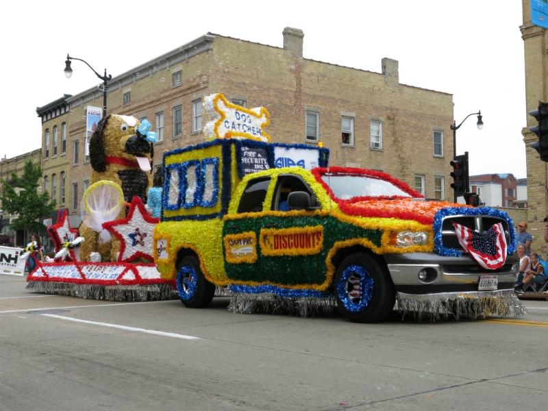 PHOTO GALLERY: Racine Fourth Fest Parade  Mount Pleasant 