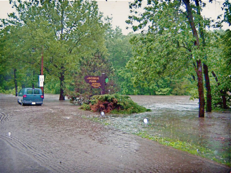 It'S Heartbreaking: The Human Cost Of Wauwatosa'S Devastating Flood - gmih2v6
