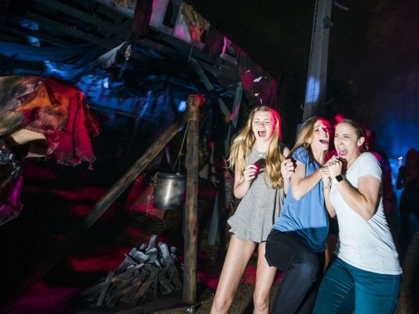 Howl O Scream 2016 What To Know Before You Go Tampa Fl Patch Howl O Scream 2016 What To Know Before You Go