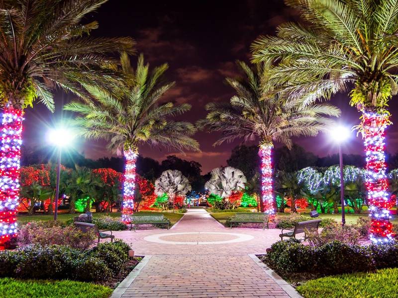 2017 largo holiday stroll set to light up the night largo park christmas lights