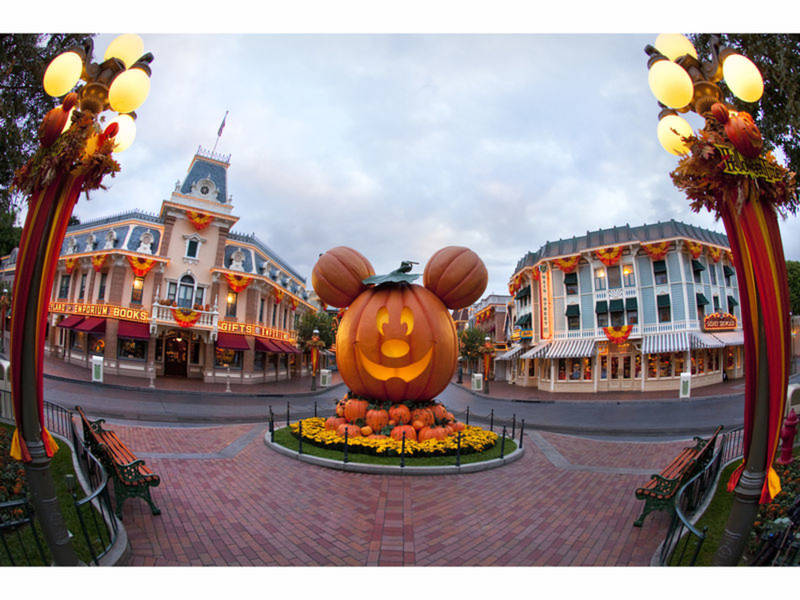 disneyland halloween party dates announced for 2018