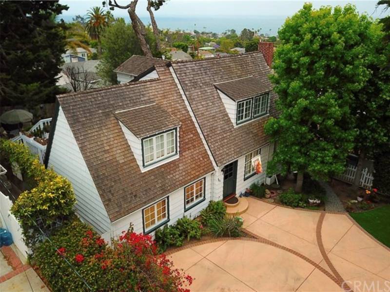 Charm To Spare In Historic Laguna Beach Renovated 1931 Cottage | Laguna