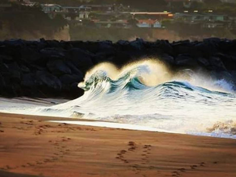wave_ _newport_ _pure_elegance_ _seth_ _oceanmethod_instagram_ _ 1539295446 5094