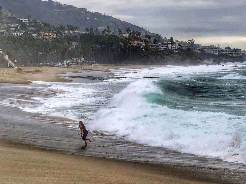 Extreme Tides Waves Expected Along Oc Coast Newport Beach Extreme Tides Waves Expected Along Oc Coast Newport Beach