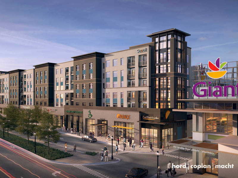 Giant Named Anchor Store at 'Scout On The Circle' In Fairfax Fairfax