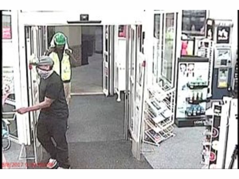 cashier manager held at gunpoint in silver spring cvs police apply cvs cashier