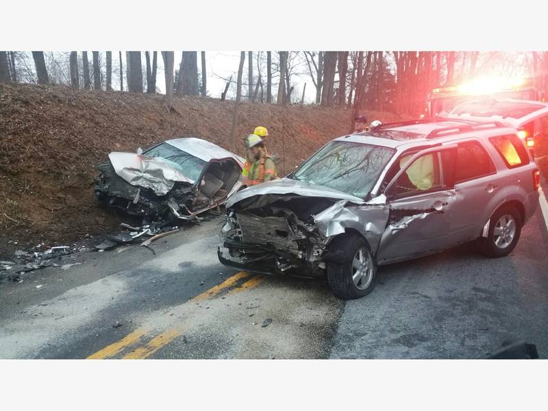 Crash With Entrapment Leaves 3 Injured In Montgomery County Silver