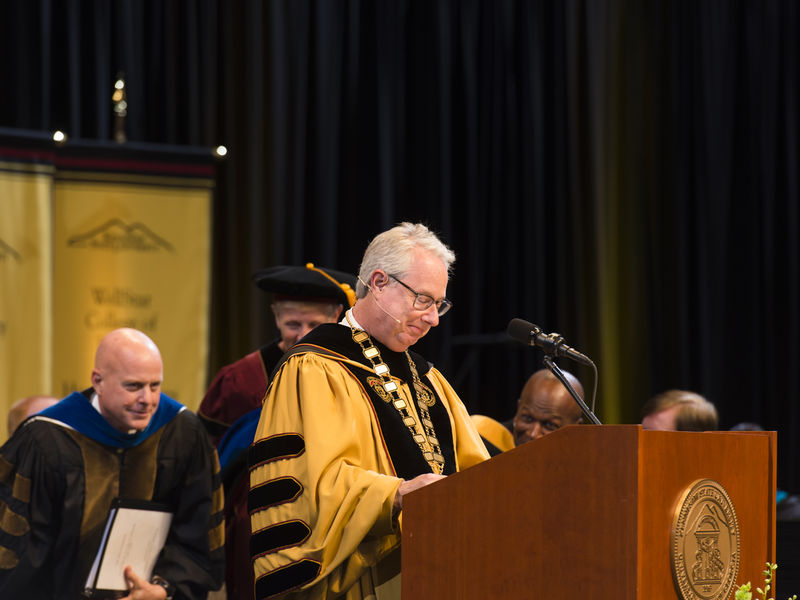 Watch Thousands Graduate At Kennesaw State Commencements Kennesaw