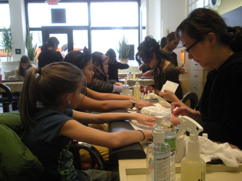 Brick has 32 Nail Salons The Vietnamese Business Success Story