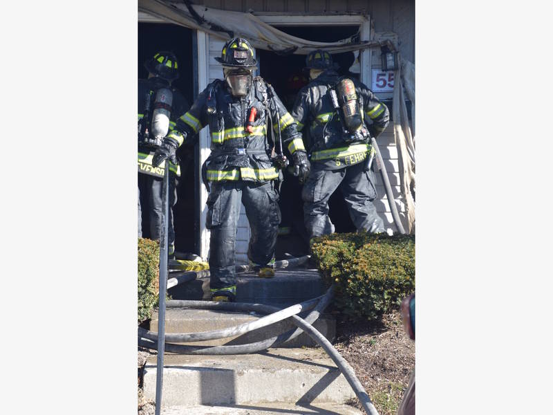 4 Indianapolis Firefighters Injured In South Side Apartment Fire
