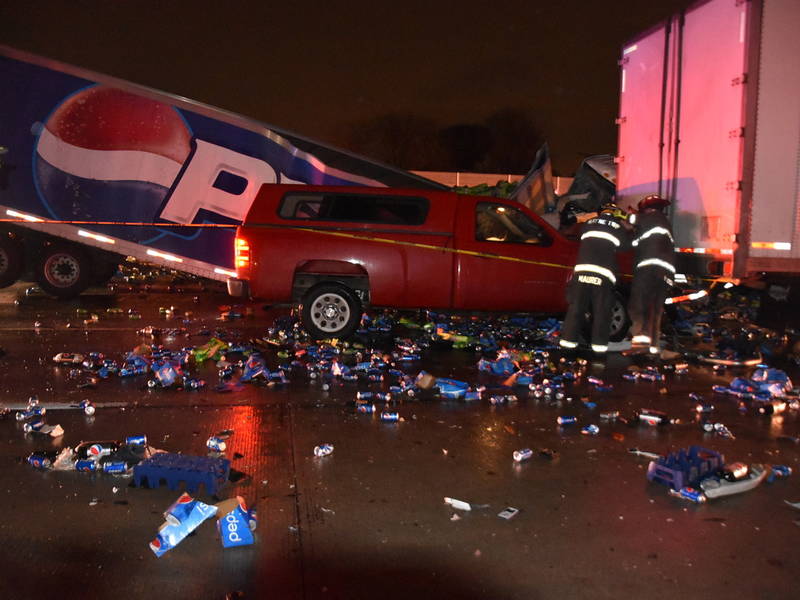 Driver Trapped In Pepsi Semi Among 4 Hurt In I465 Crash Indianapolis
