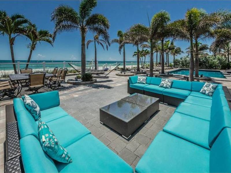 New Law Could Pit Beachfront Property Owners Against Beach Goers New Law Could Pit Beachfront Property Owners Against Beach Goers