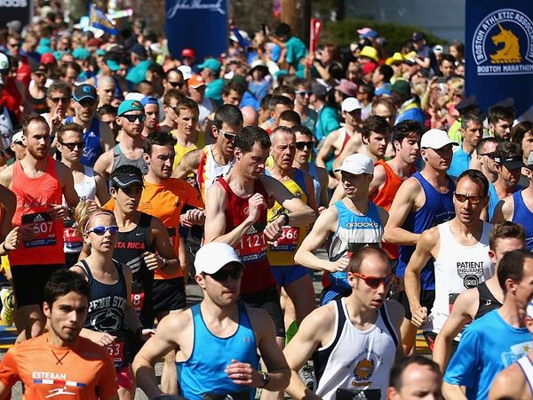 Kenyans sweep to victories at Boston Marathon