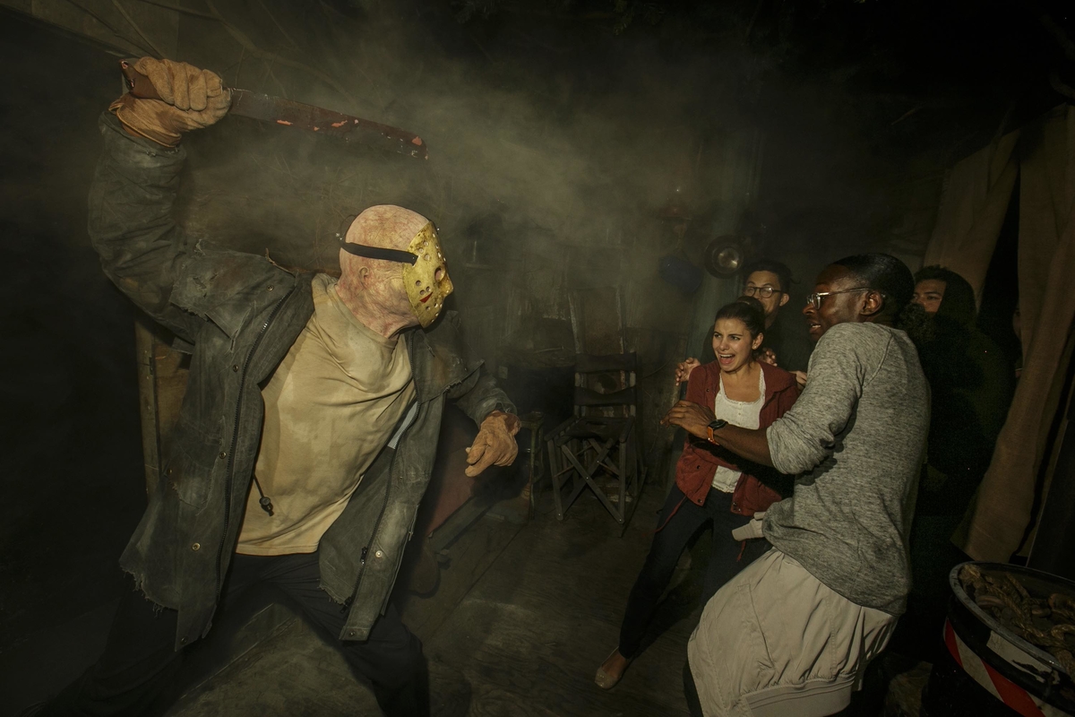 Halloween Horror Nights Adds More Mazes And Some Scary Food Options
