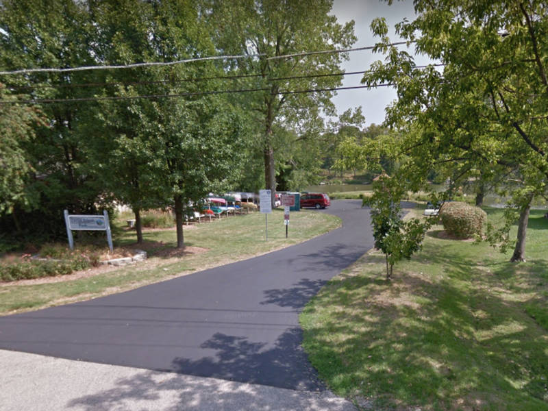 Swingers in island lake illinois