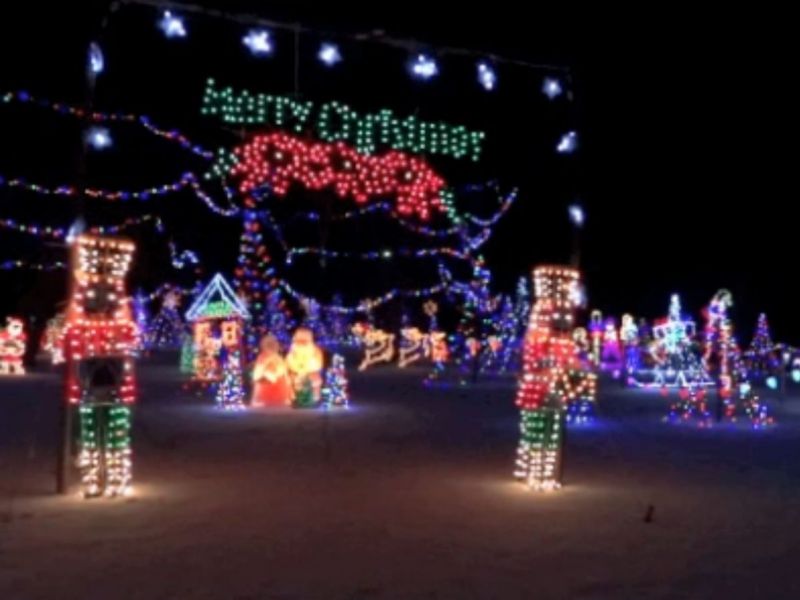 TELL US Where are the Best Holiday Lights in Salem? Salem, NH Patch