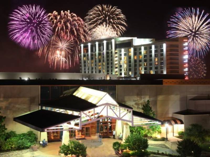 Fireworks Shows Anime Expo Nighttime Zoo Socal Weekend La Fireworks Shows Anime Expo Nighttime Zoo Socal Weekend