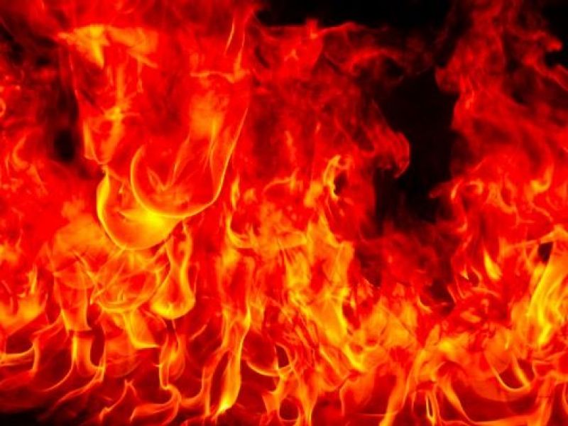 3 Story Storage Facility Ablaze Near The 101 Freeway In Sherman Oaks 3 Story Storage Facility Ablaze Near The 101 Freeway In Sherman Oaks